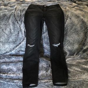 Bebe high rise distressed skinny jean in black